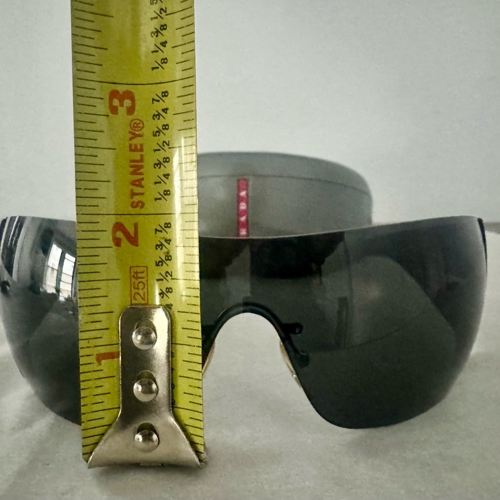 Vintage Prada Linea Rossa Sport Shield Sunglasses in Black. - Picture 3 of 5